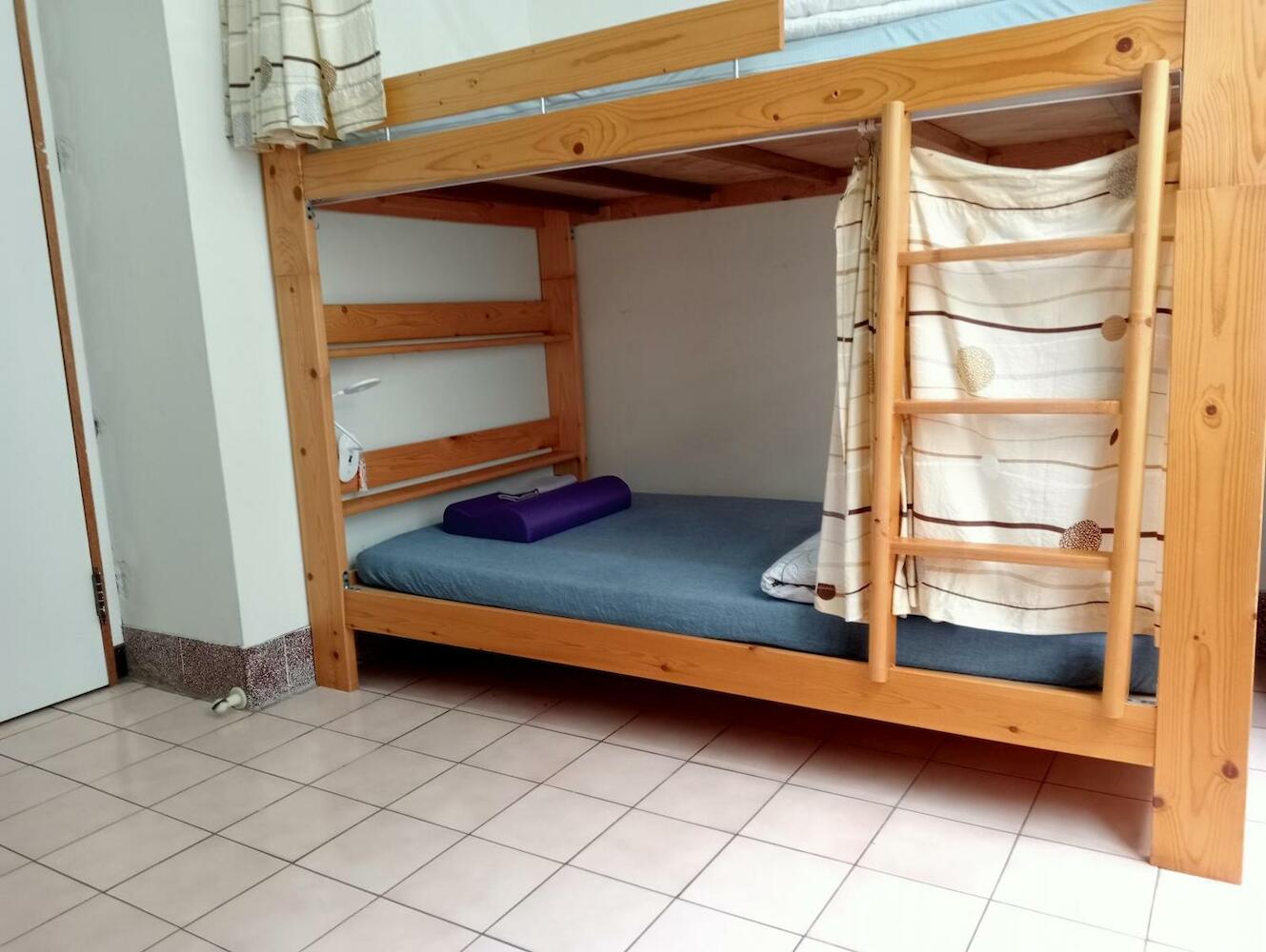 拉瓦宅 輕旅店 - Lawa House, Chiayi City