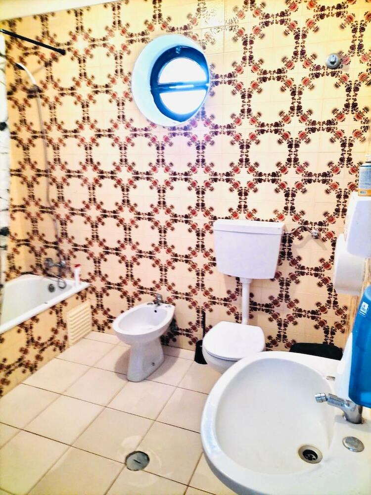 Portimao central Holiday Hostel,Algarve