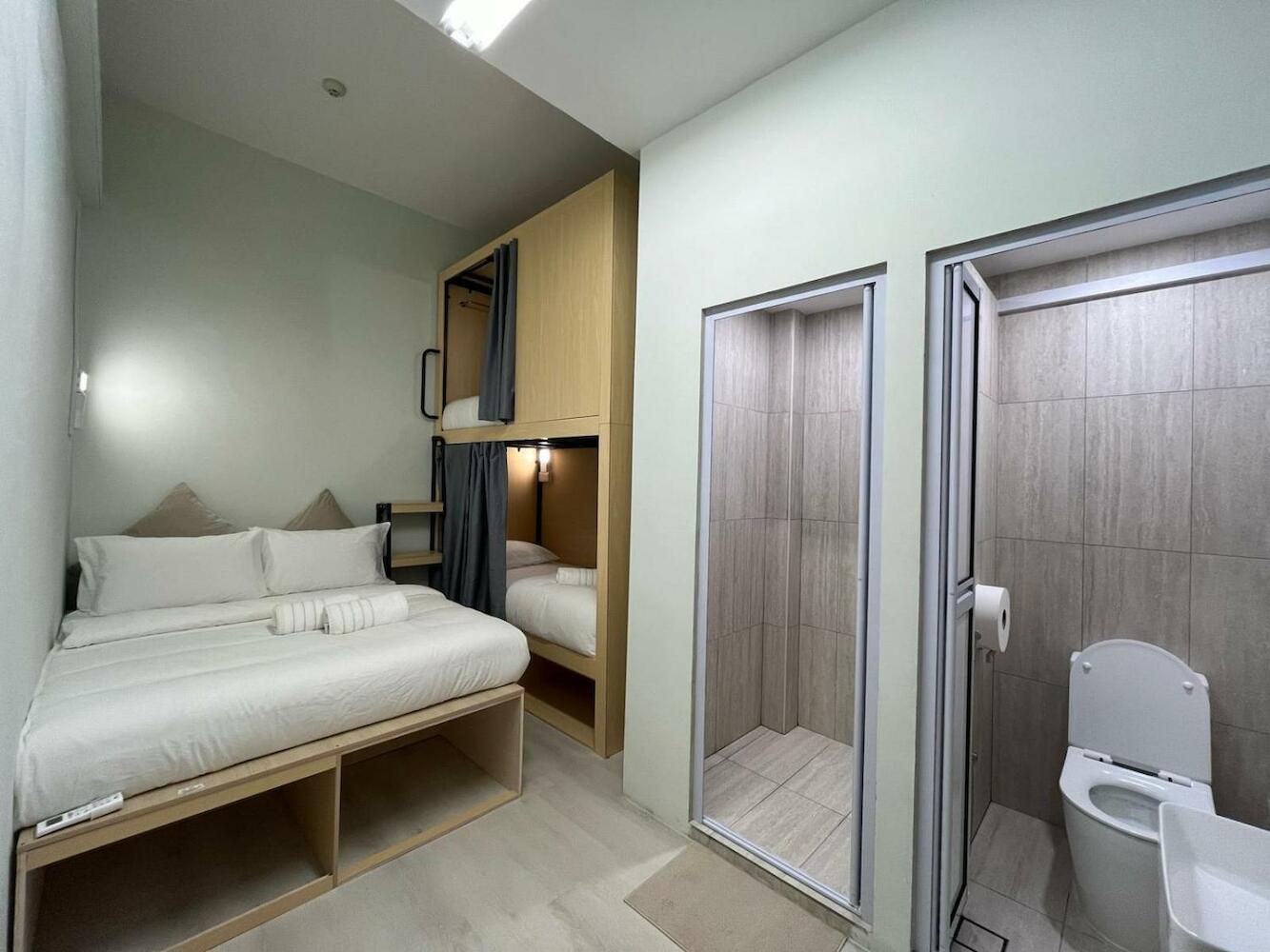 Code Hostel At Kampong Glam