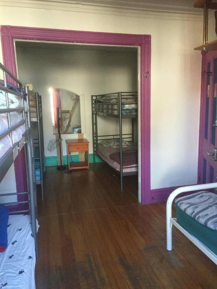 Auberge Chez Jean, Montreal