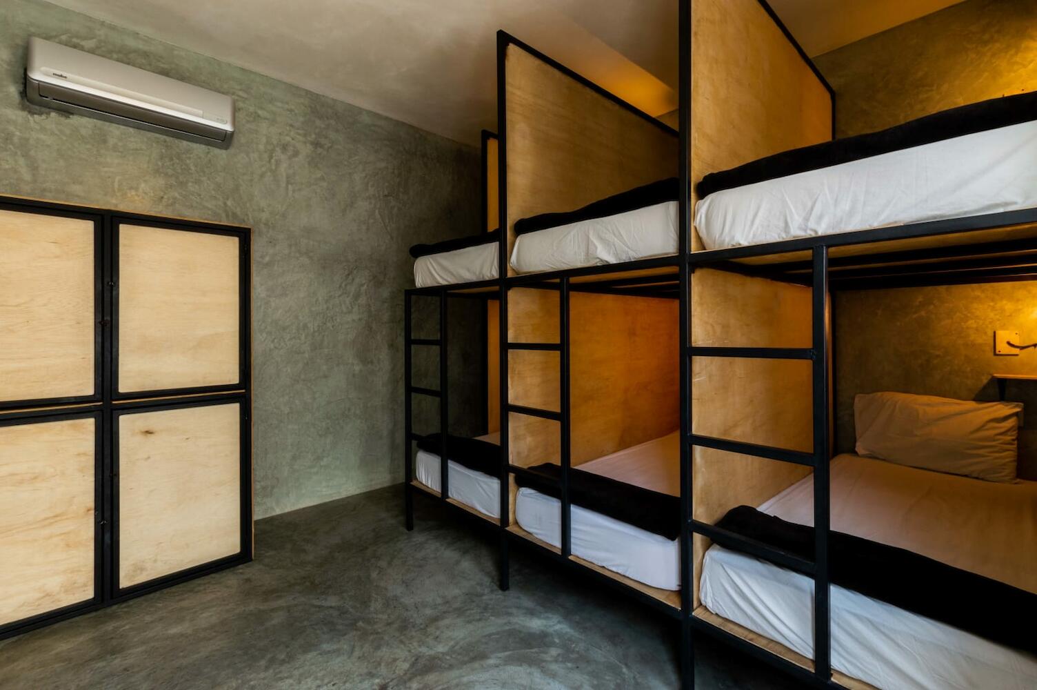 Lum Hostel