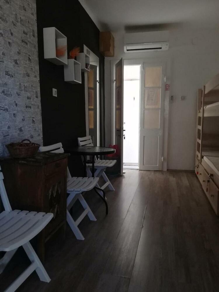 Hvar Centre Dorms, Hvar Island