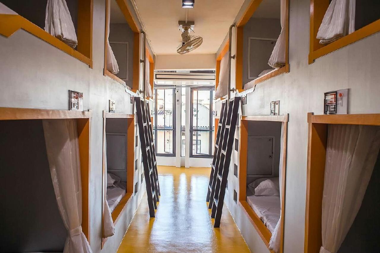 The Port Hostel, Surat Thani