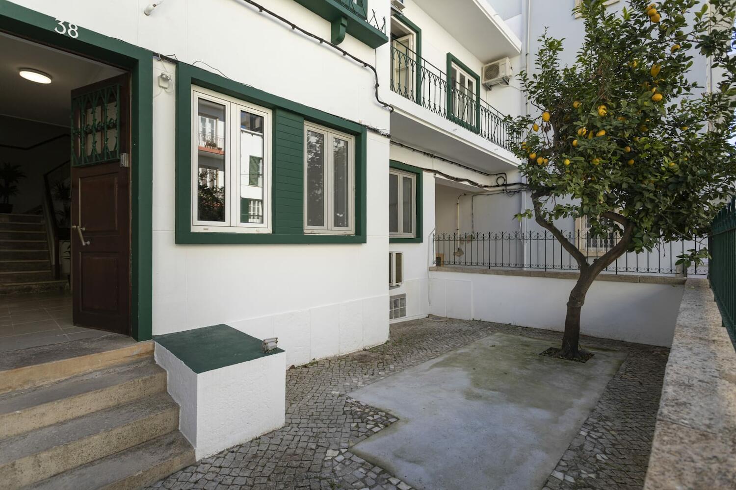 Lemon Hostel
