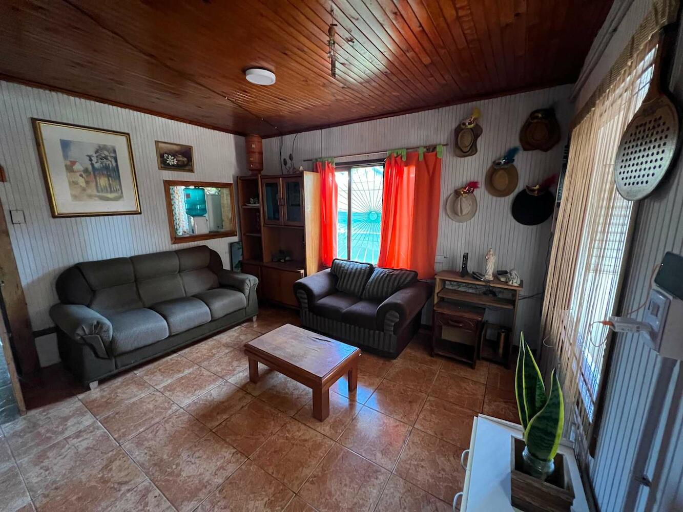 Lost & Found Iguazu, Puerto Iguazú