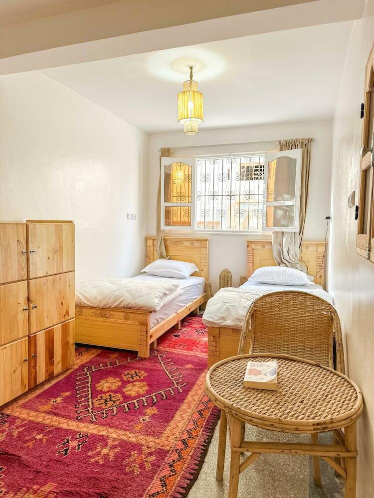 Surf Territory - Surf House Dormitory