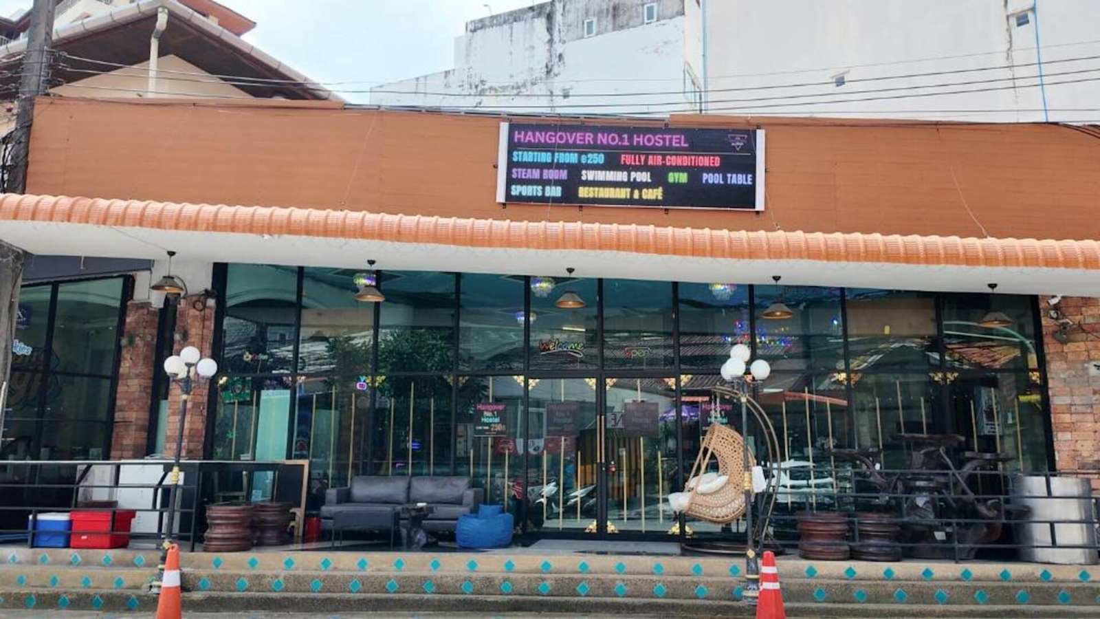 Hangover No #1 Hostel Patong, Phuket City
