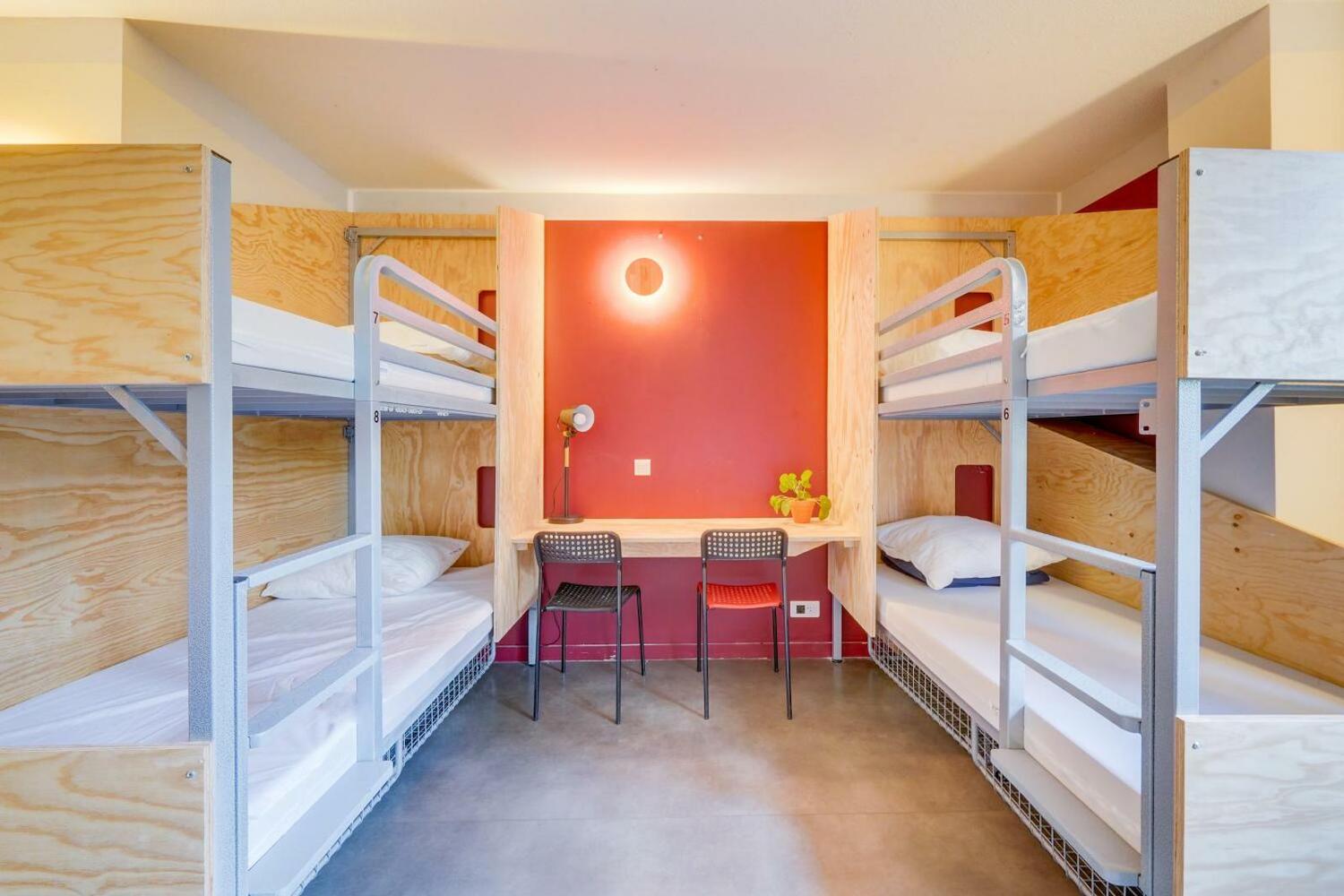 Auberge De Jeunesse Barbey - Youth Hostel