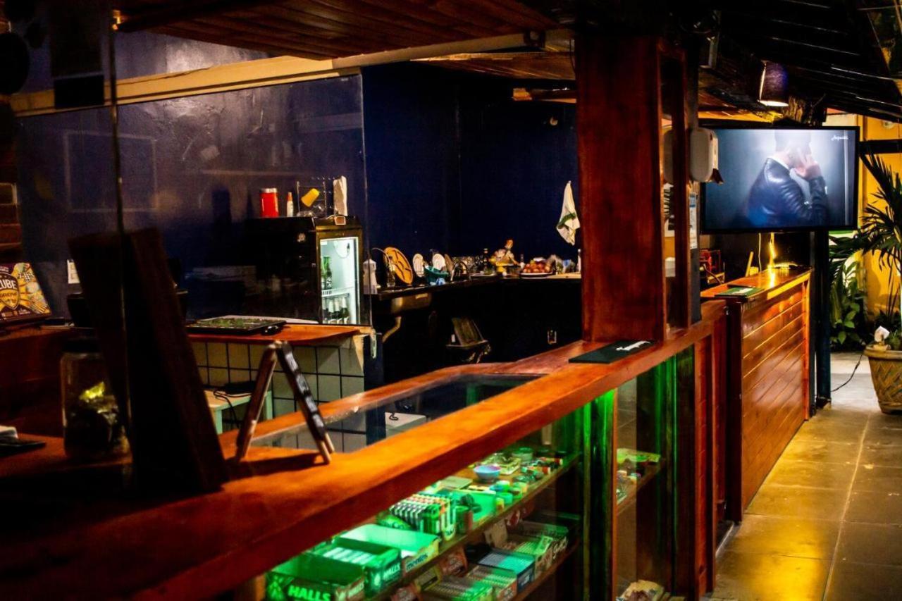 Surf & Arte Hostel