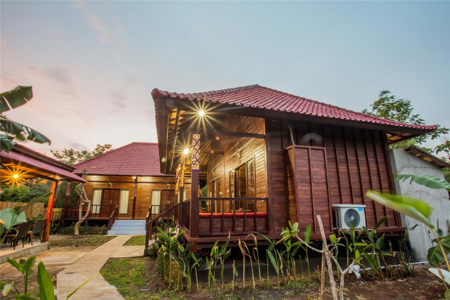 Uma Hostel, Nusa Lembongan