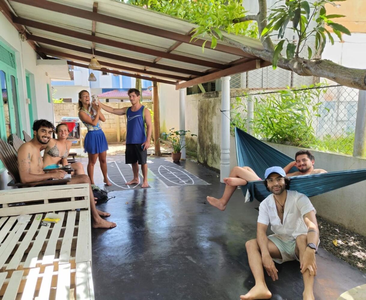 Happy Hammocks, Weligama Beach