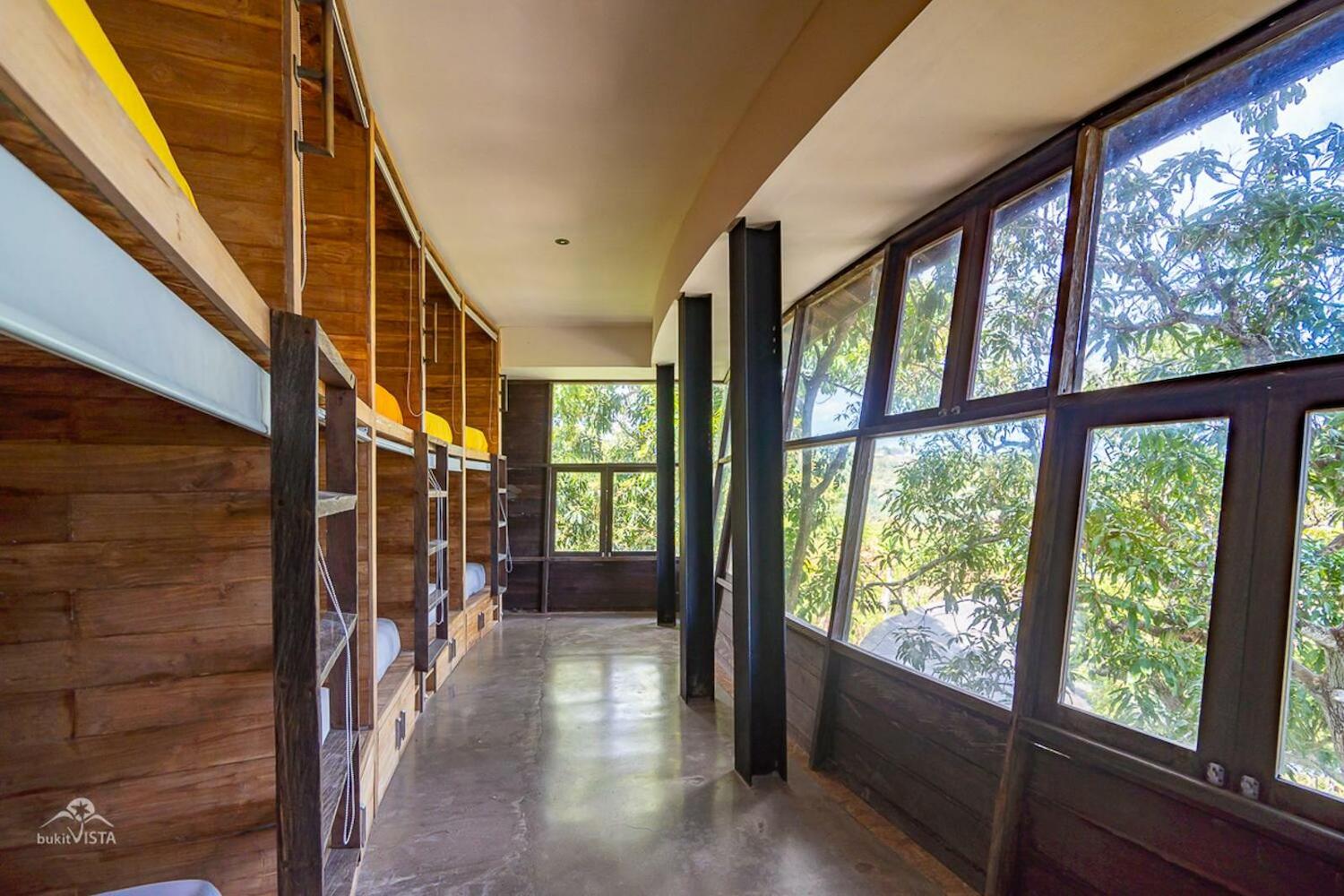 Bong Hostel, Nusa Lembongan
