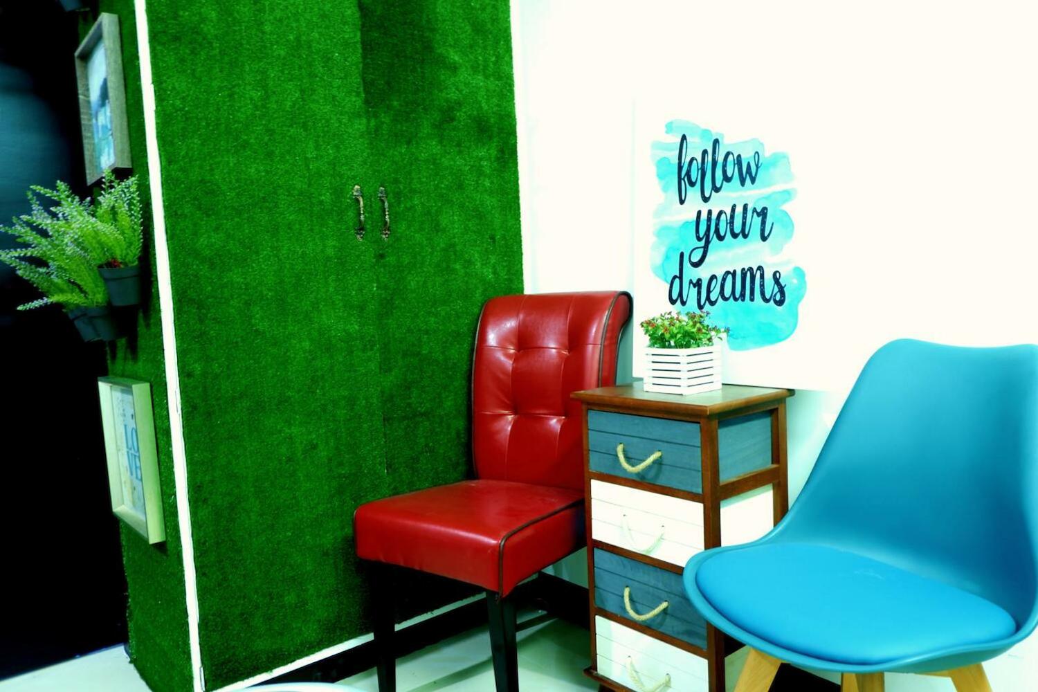 Transit Point Hostel Mactan Cebu, Cebu City