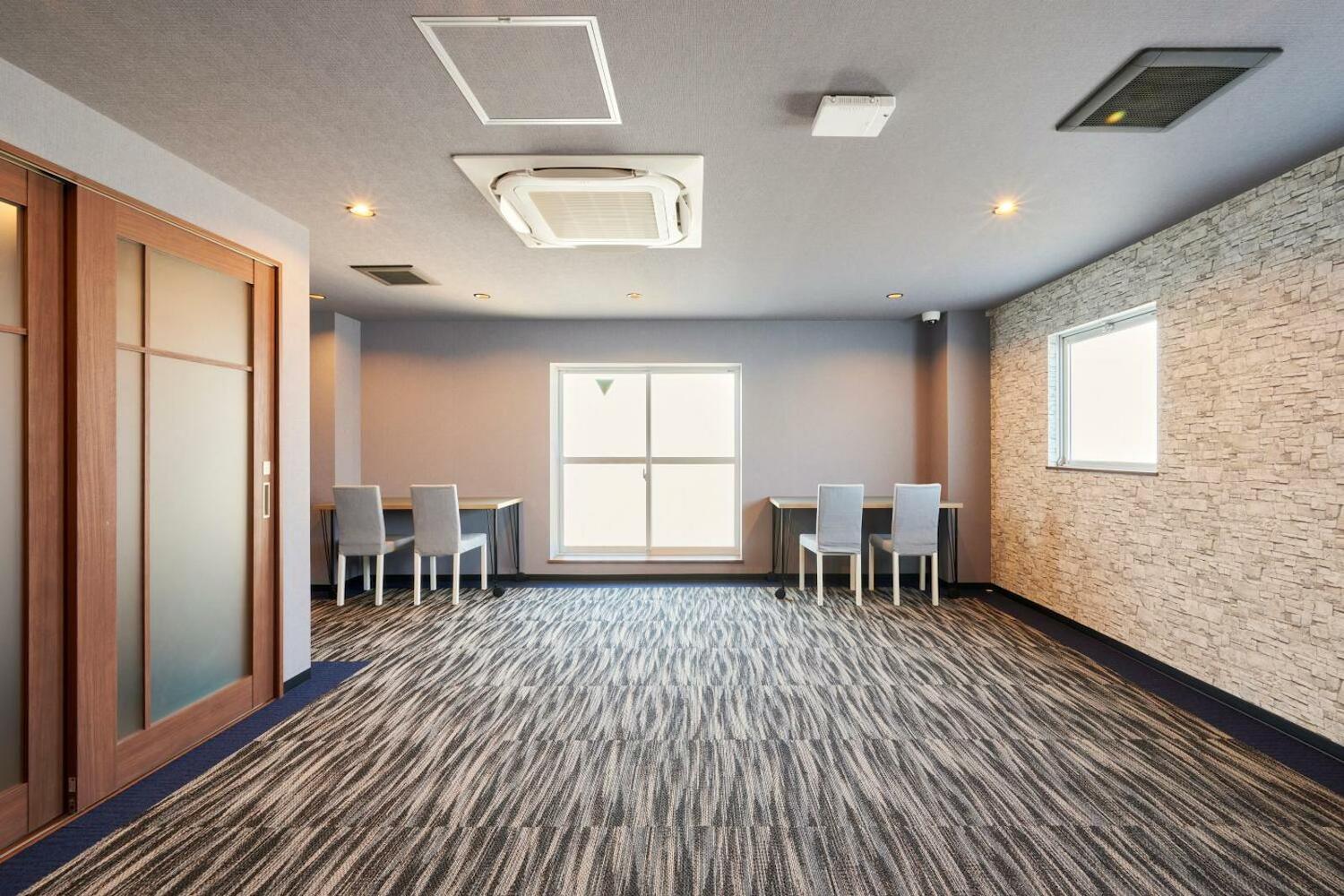 Capsule Hotel Continue Nijojokita, Kyoto