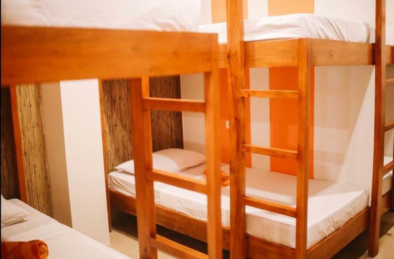 Hostel Avenue, Boracay Island