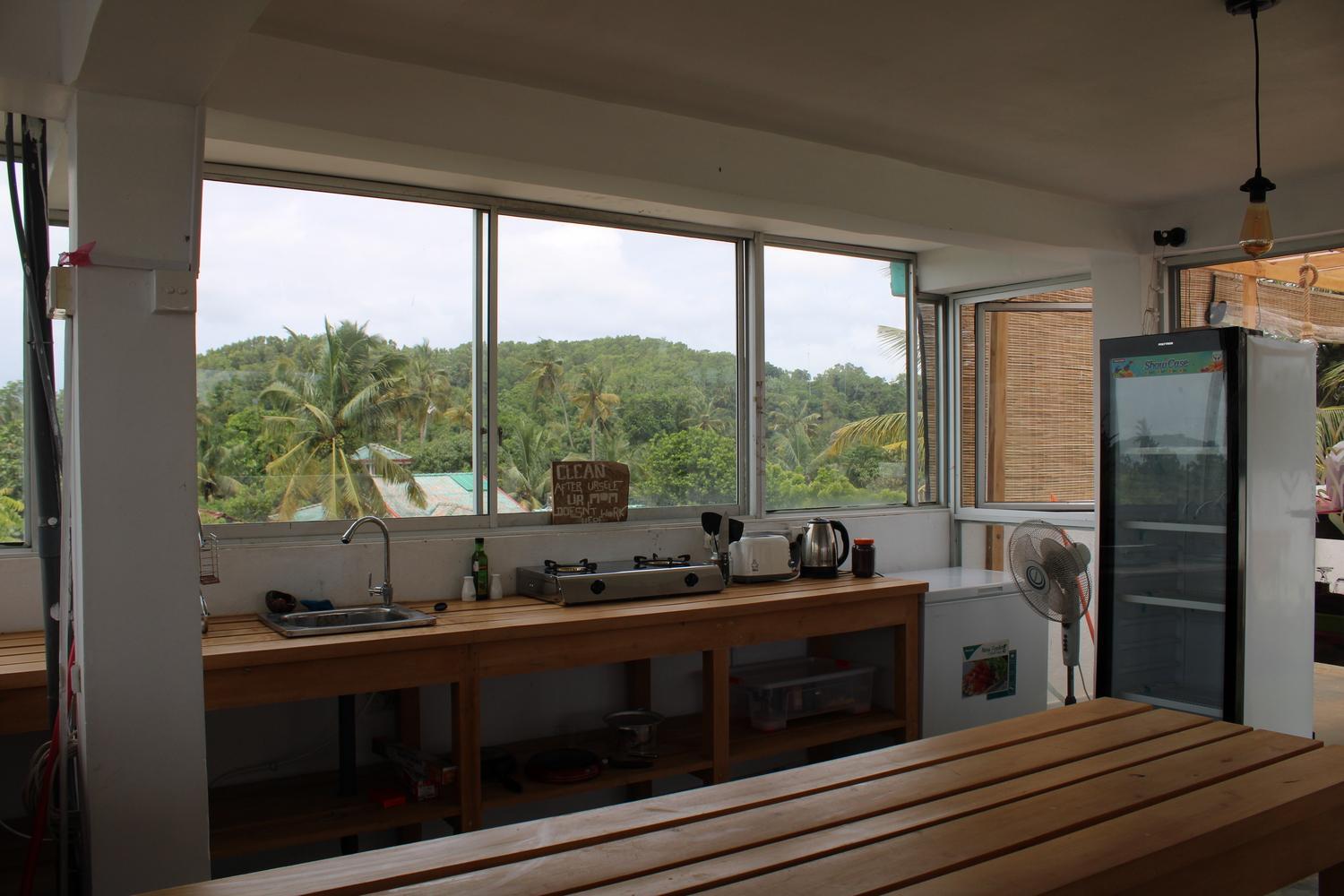 Sun & Moon Hostel, Mirissa