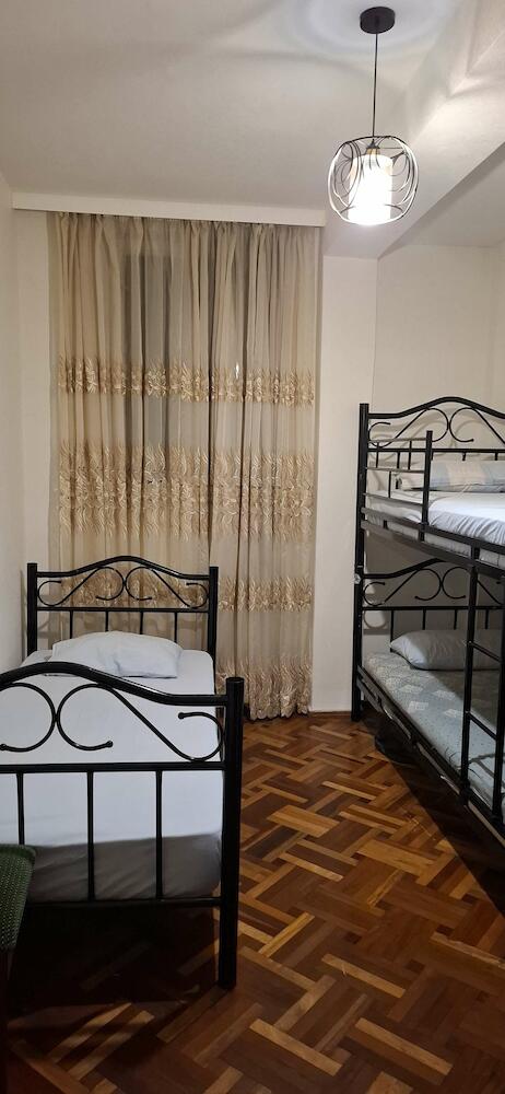 Enjoy The Hostel, Batumi