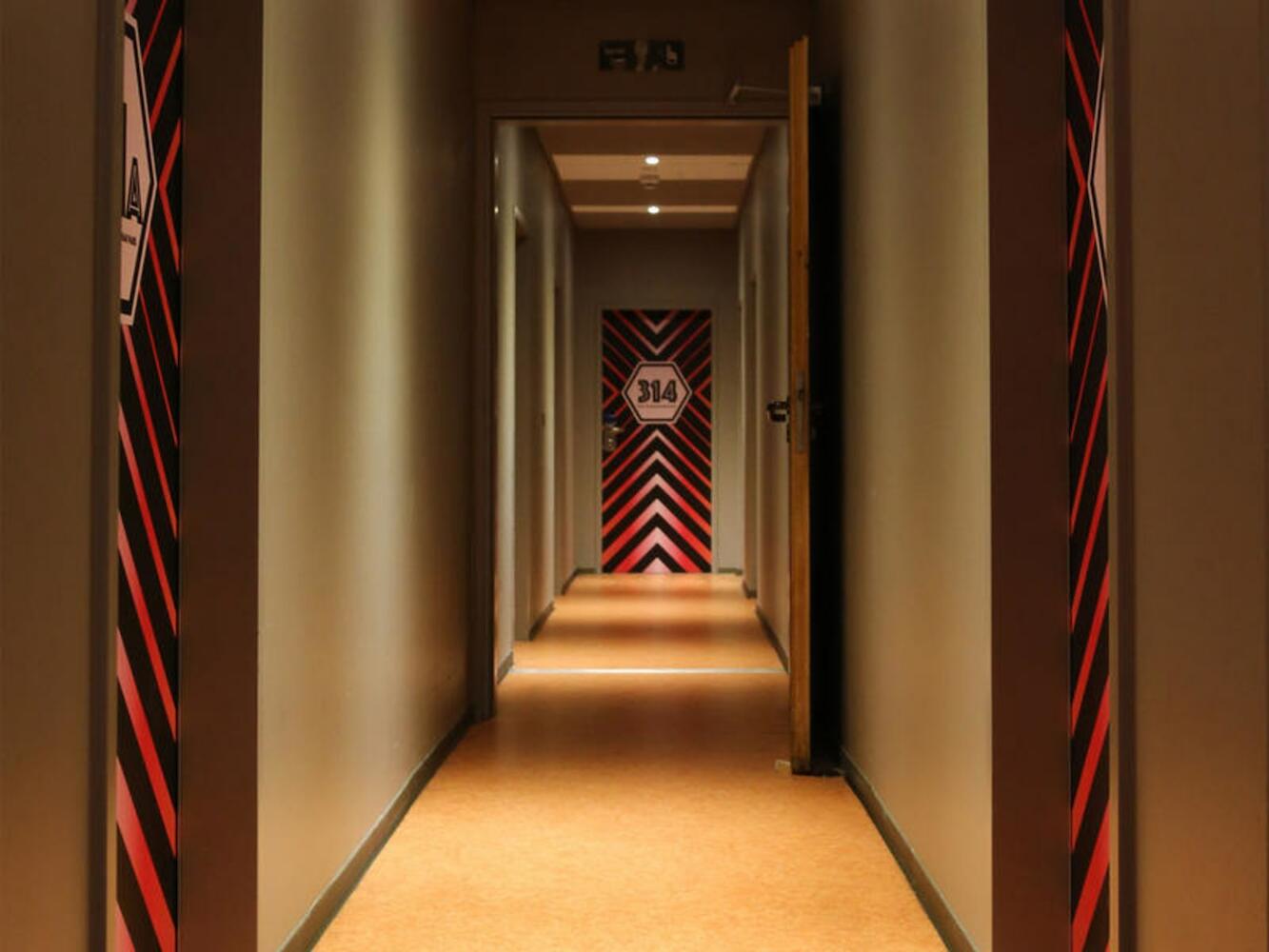 Amstel House Hostel