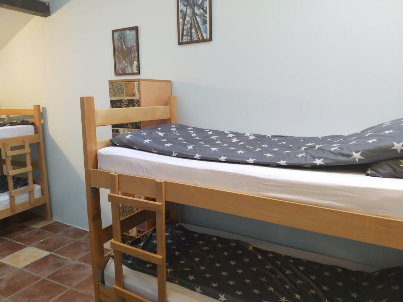 Hostel Iris