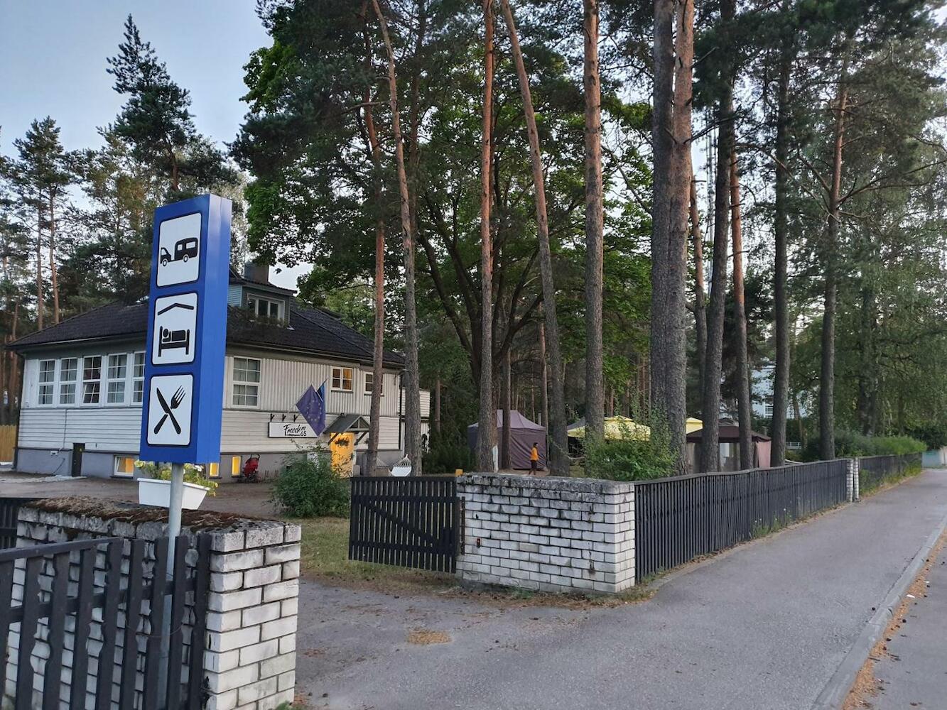 Freedom65 Hostel & Caravan, Tallinn