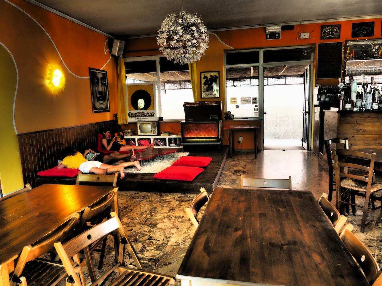 Sunflower Beach Backpacker Hostel, Rimini