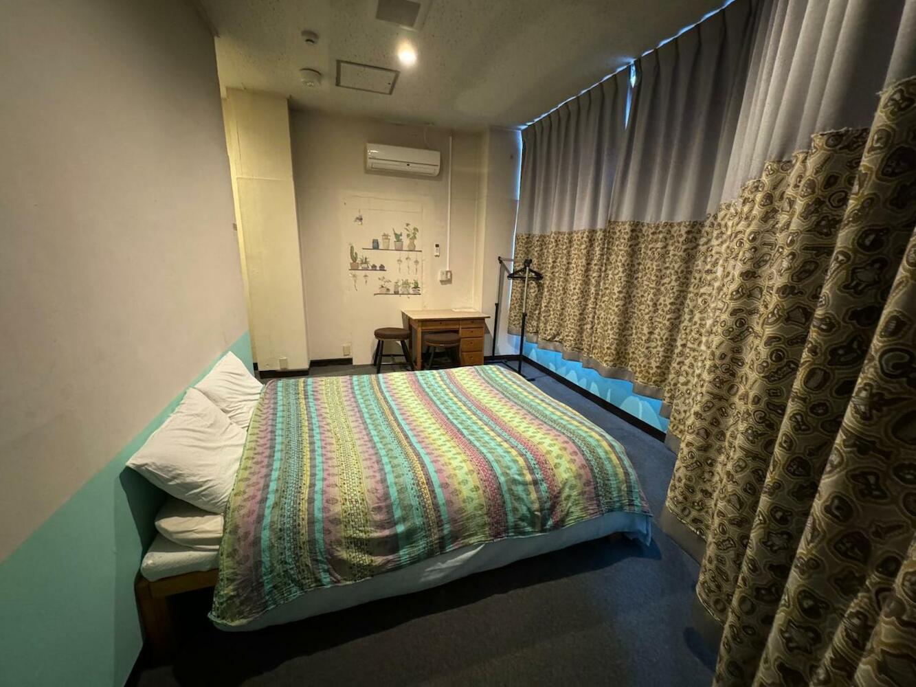 Guest House 樂 -Luck, Osaka