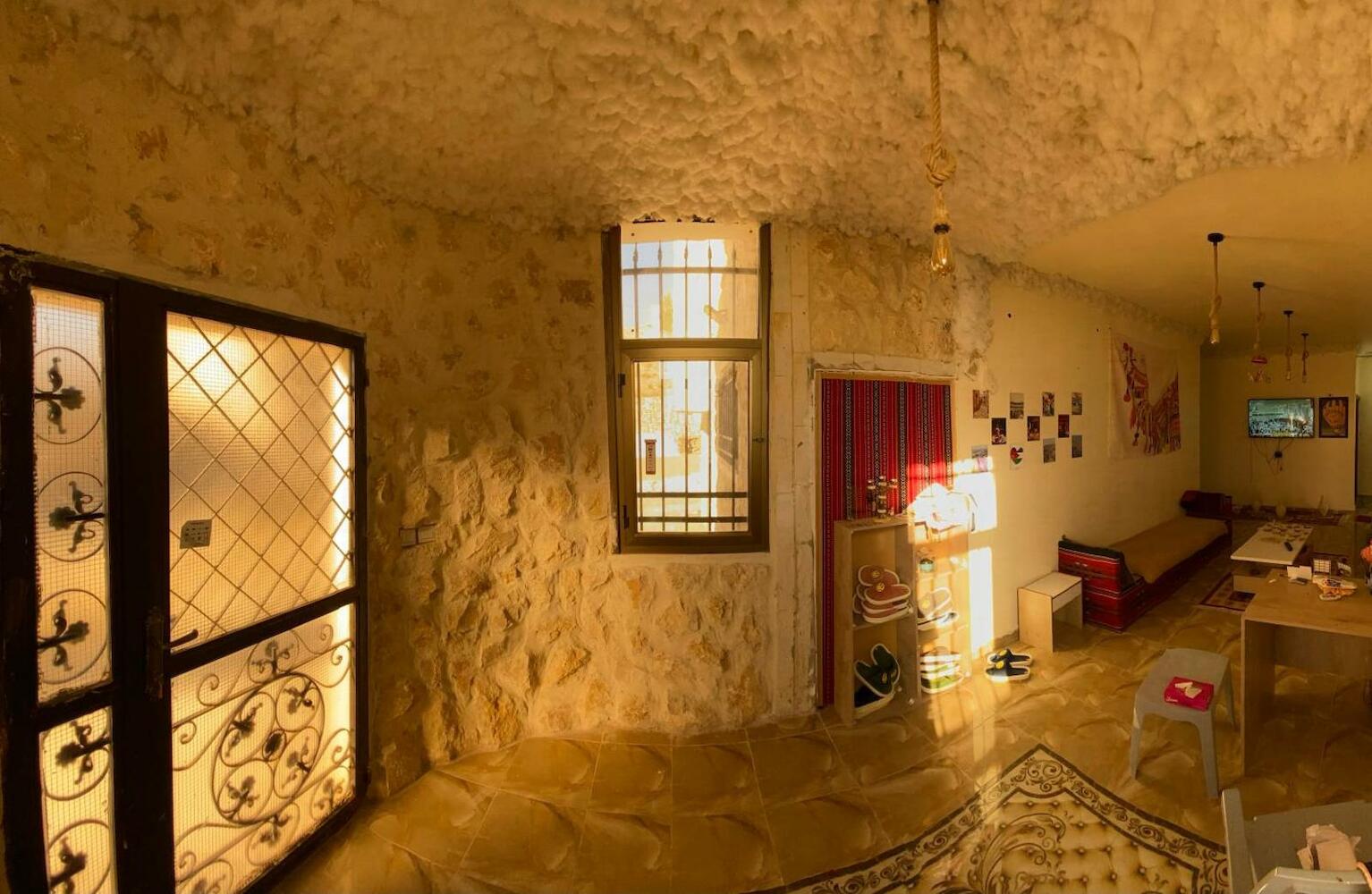 Nabati Hostel, Petra