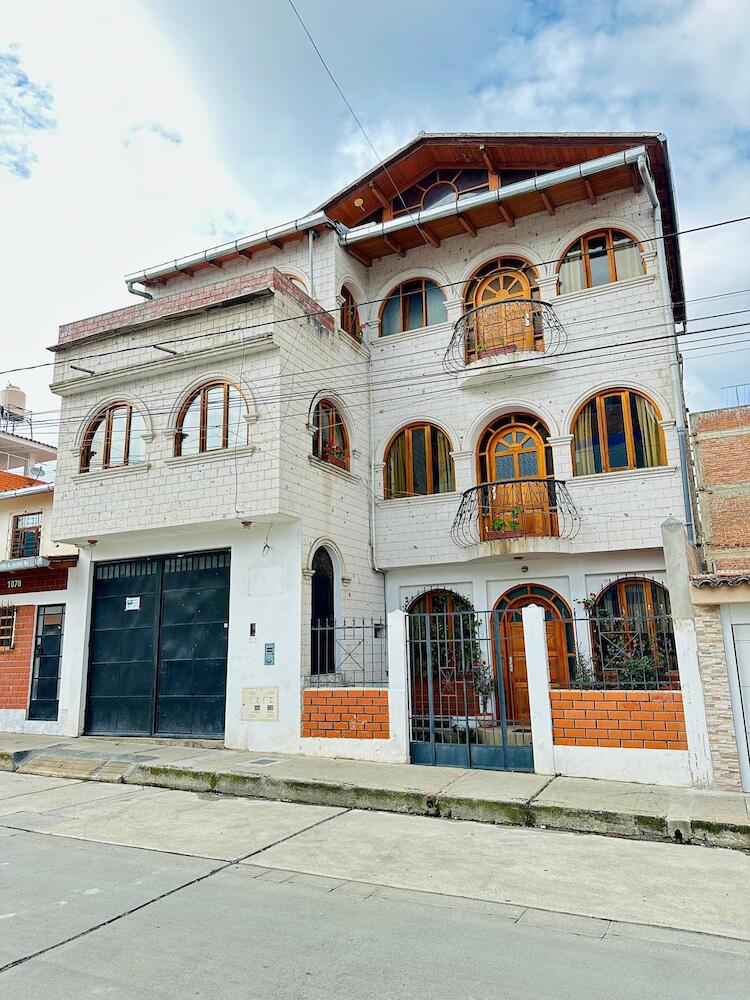 Rajutuna Inn, Huaraz