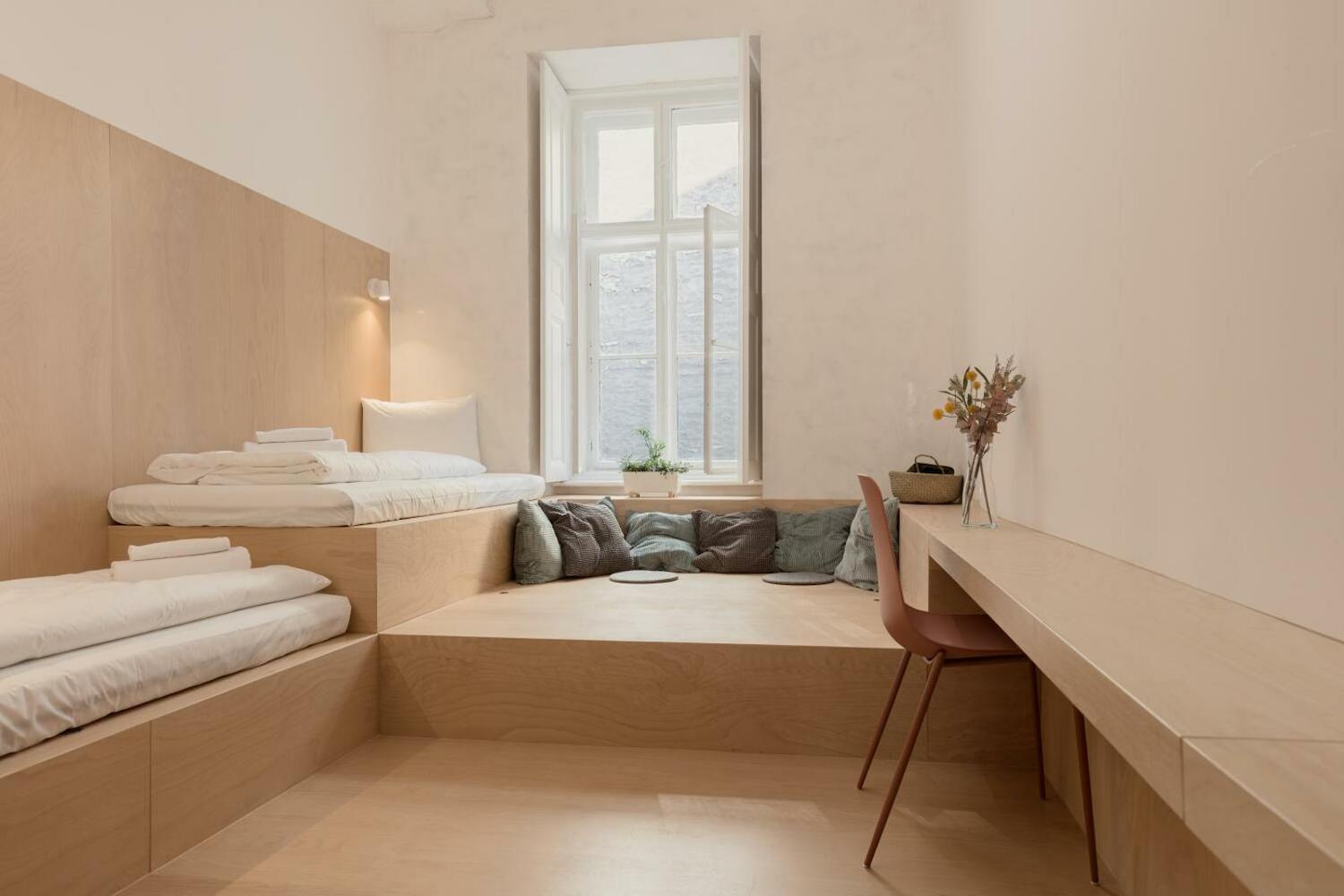 Flow Hostel