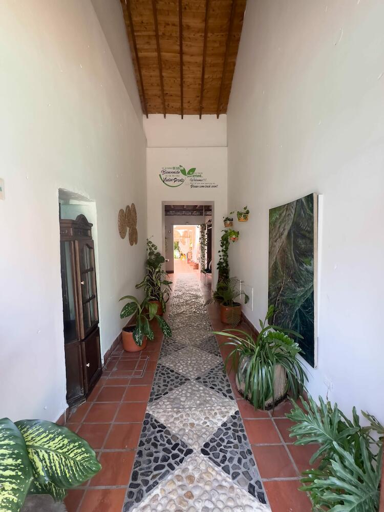 Encomendero Hostel