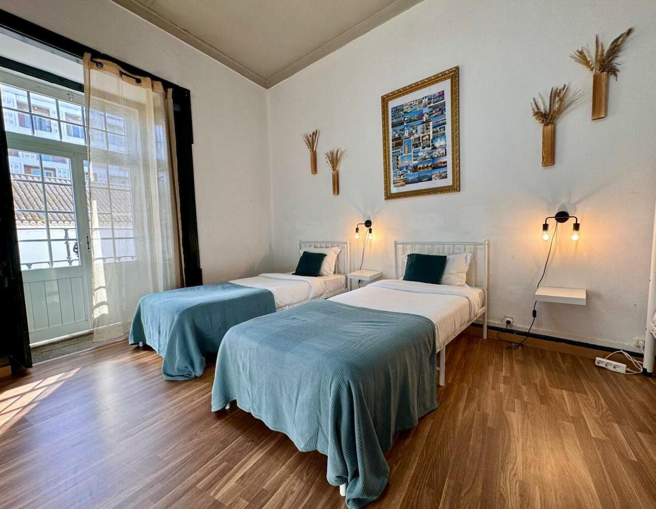 Algarve Hostel by SWEET SPOT FOR US Property Management, Faro