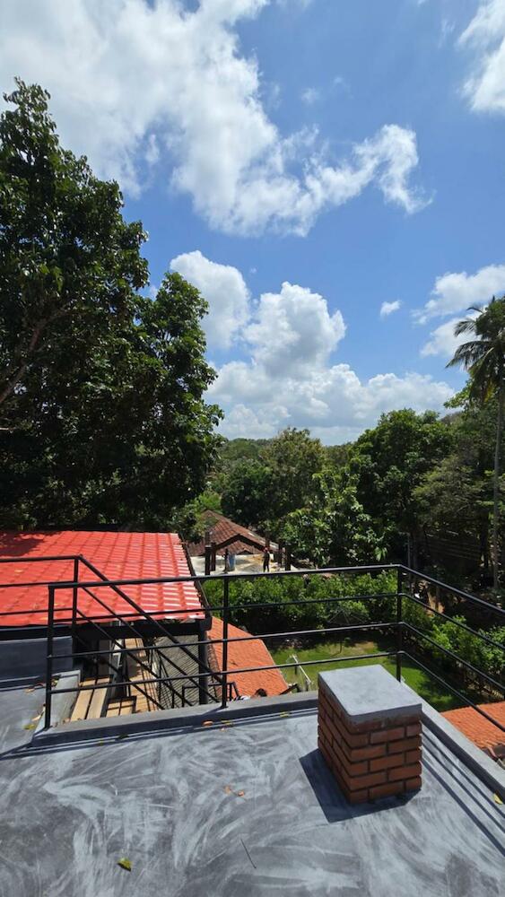 Bappa's Place, Hiriketiya