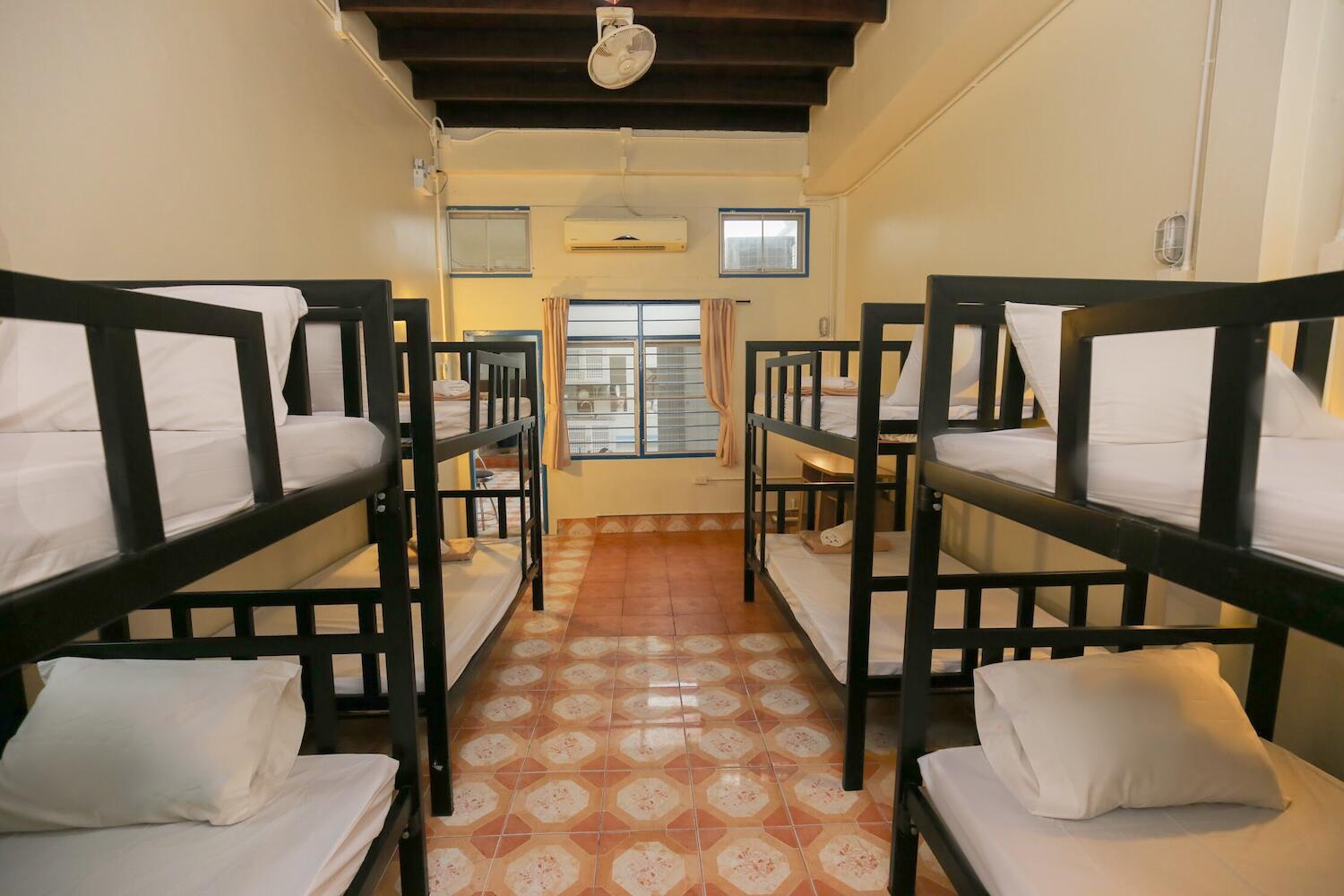 MaTong Hosted & MT Gallery New Friend Phuket, Phuket City