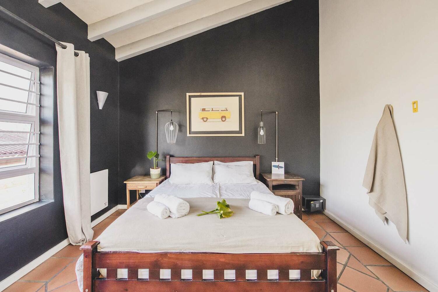 Surfers Lodge