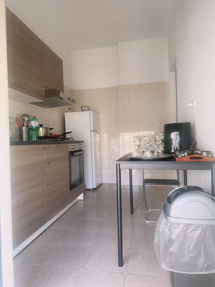 Lisa Ostello, Rome