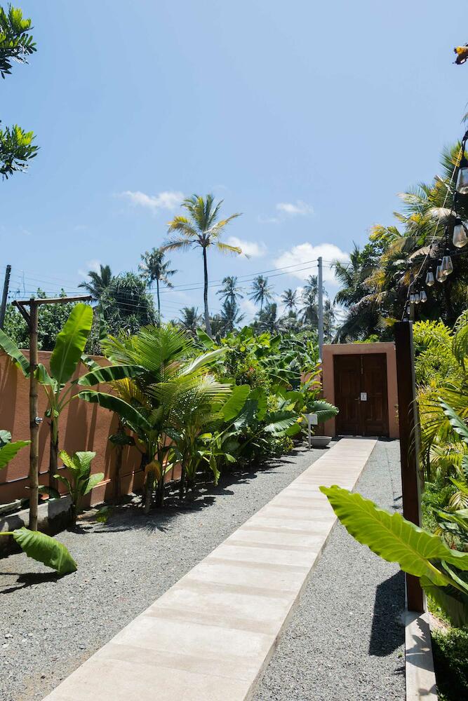 Barefoot Backpackers Hostel, Ahangama