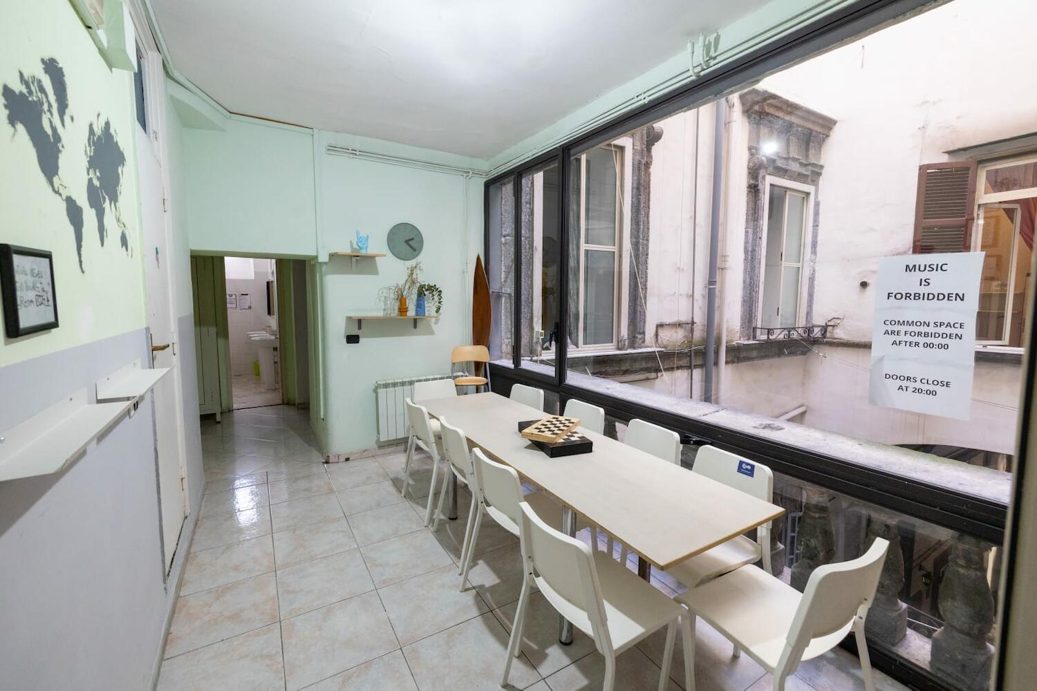 Naples Pizza Hostel