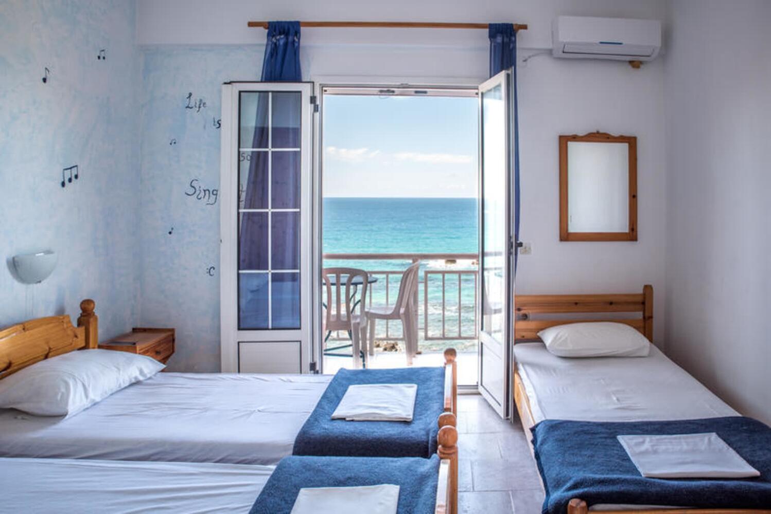 Sunrock Backpackers Hostel