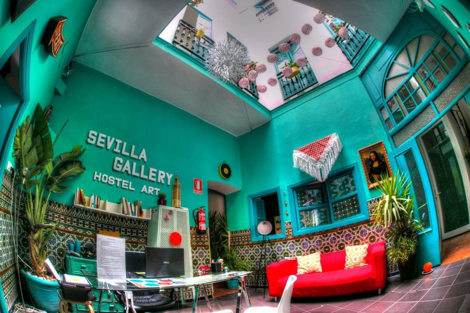 Rio Hostel, Seville
