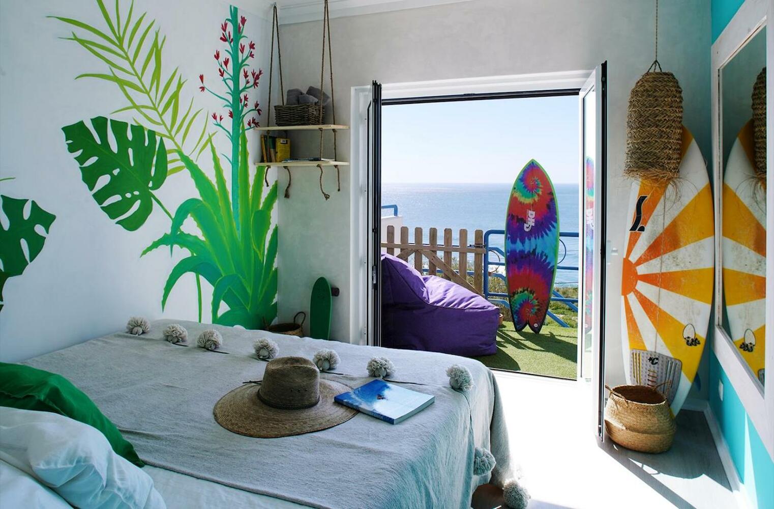 Chill in Ericeira Surf House, Ericeira