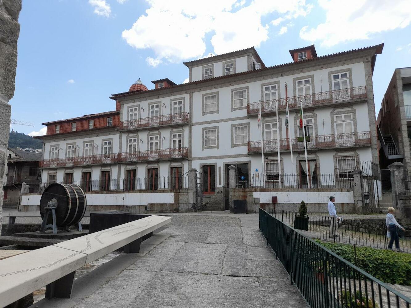 Where to stay in Guimarães on a budget