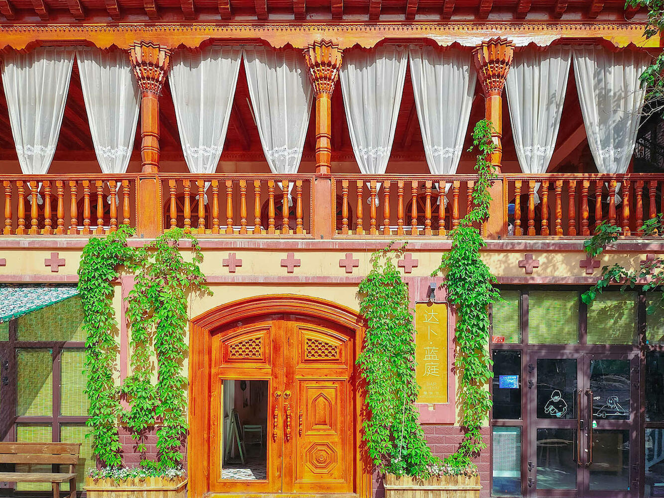 Where to stay in Turpan on a budget Where to stay in Turpan on a budget