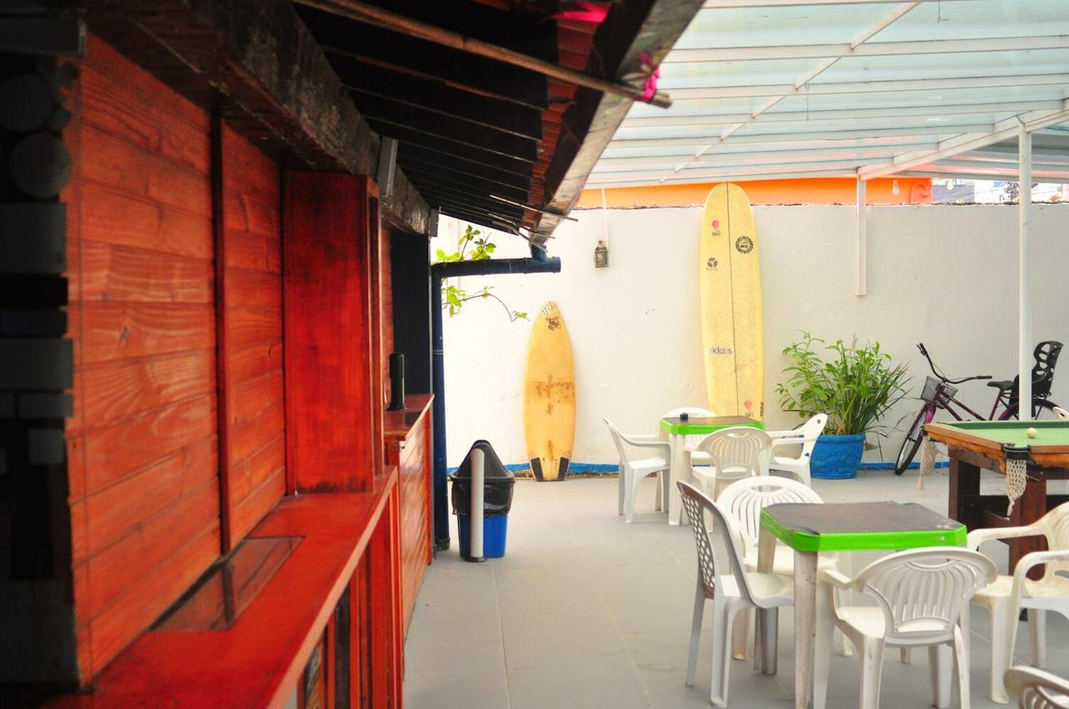 Surf & Arte Hostel