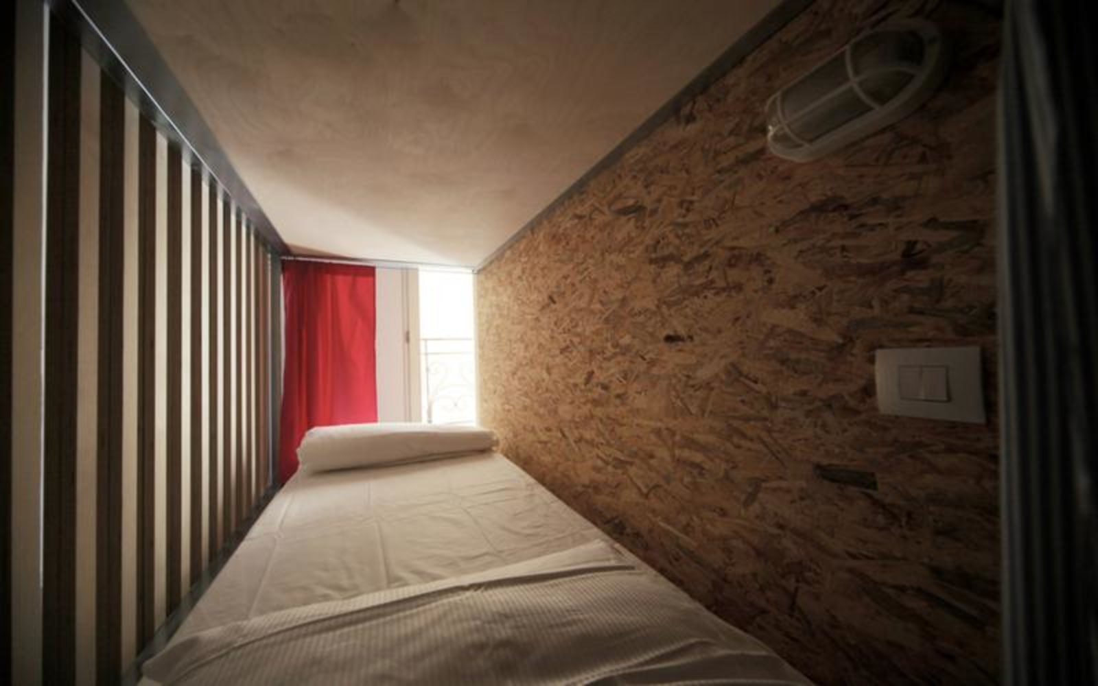 Dopa Hostel