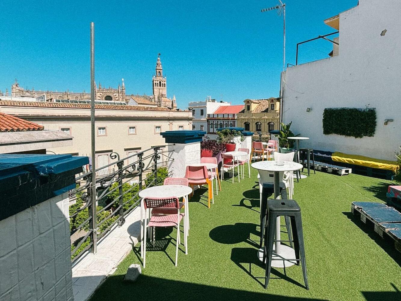 Rio Hostel, Seville