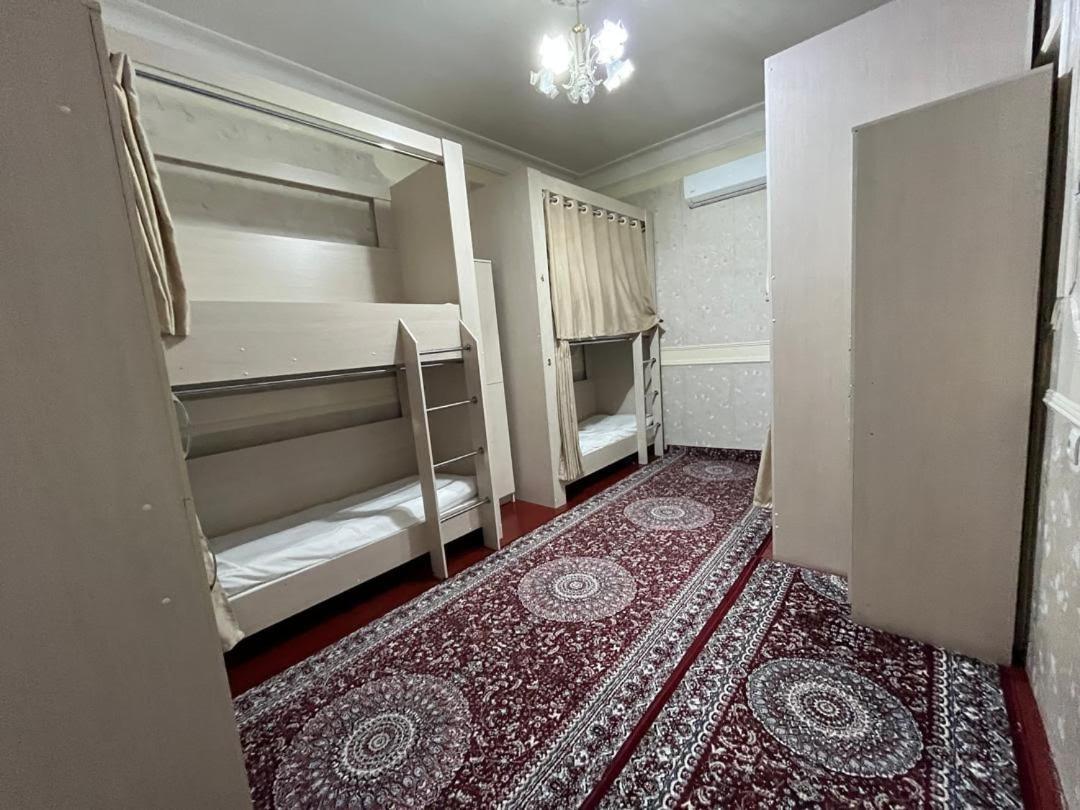 Bruce Hostel