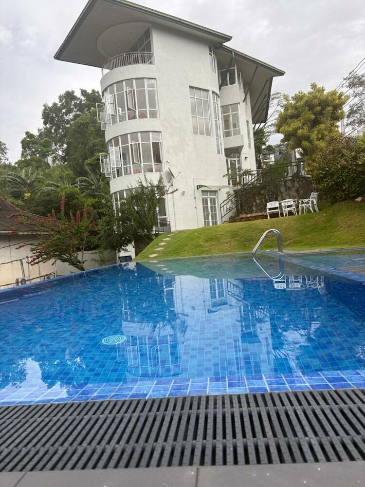 Kandy Krush Hostel, Kandy