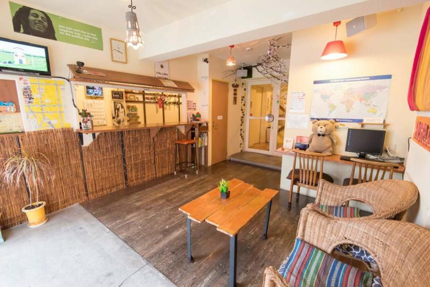 Hostel Q, Osaka