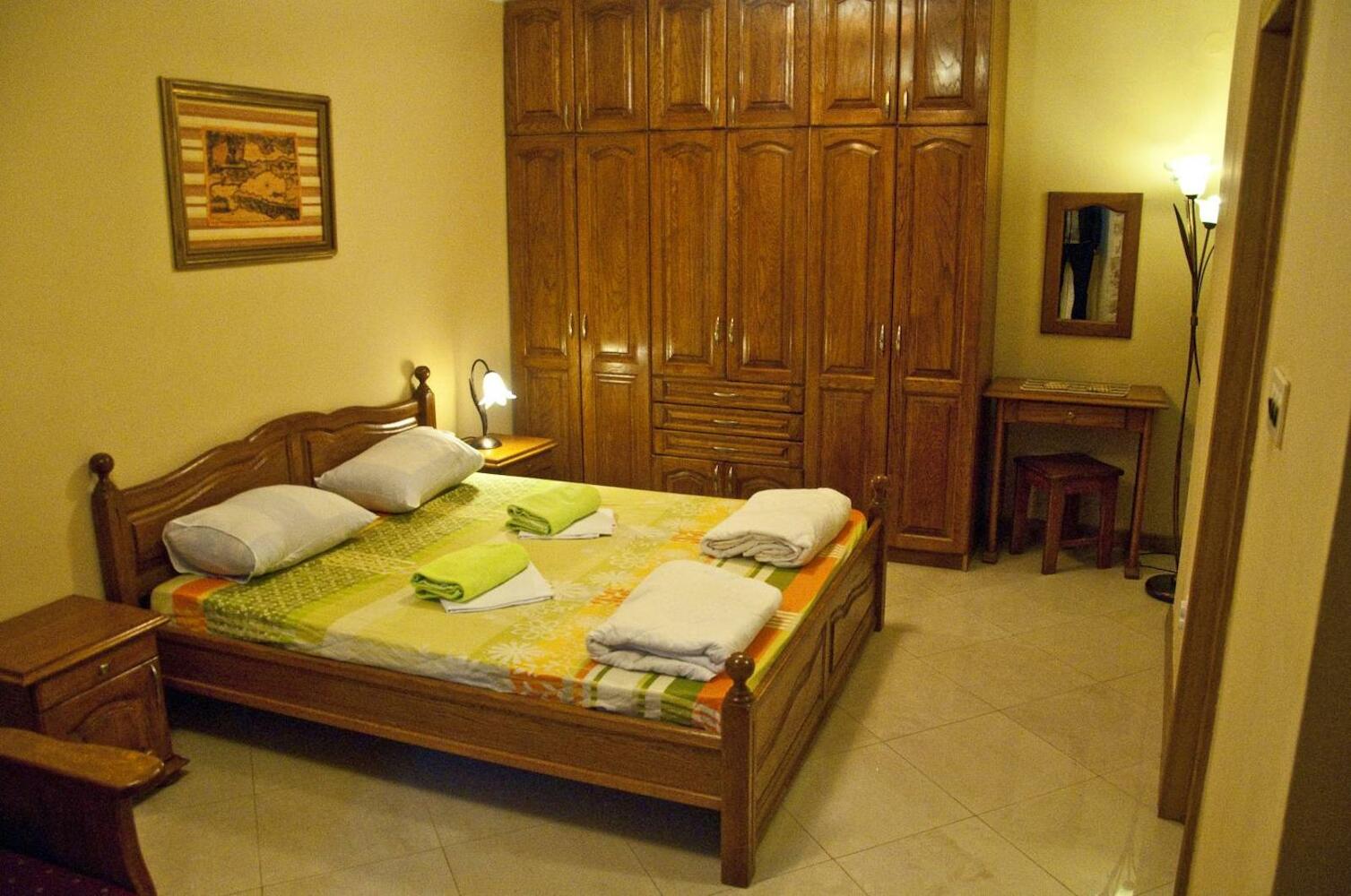 Old Town Youth Hostel, Kotor