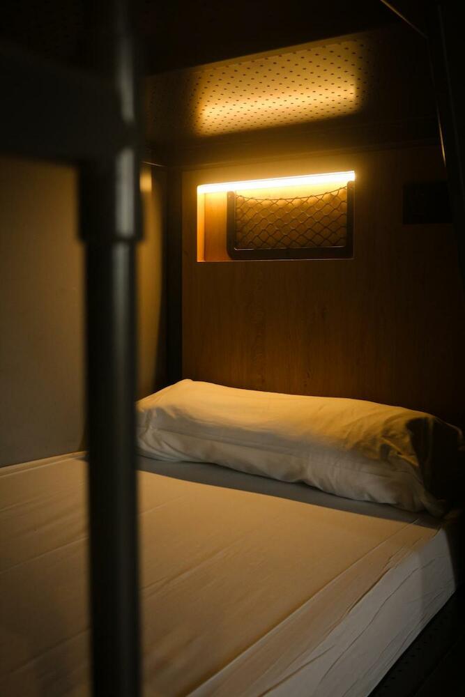 CATS Porto Hostel, Porto